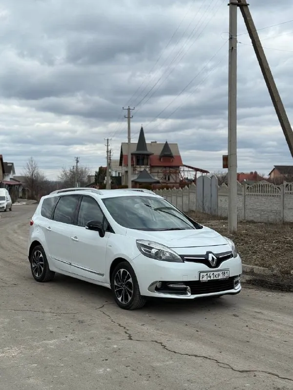 Продам renault grand scenic 2015 года в идеальном состоянии 1.5 , автомат, с родным пробегом 188000 км, я собственник, самая полная комплектация bose, есть все! готов на любые проверки! доп информация по телефону! луганск +79591646166 возможен обмен цена 1160000 руб 📞 звоните: +7(959)1646166 - фотография - 2