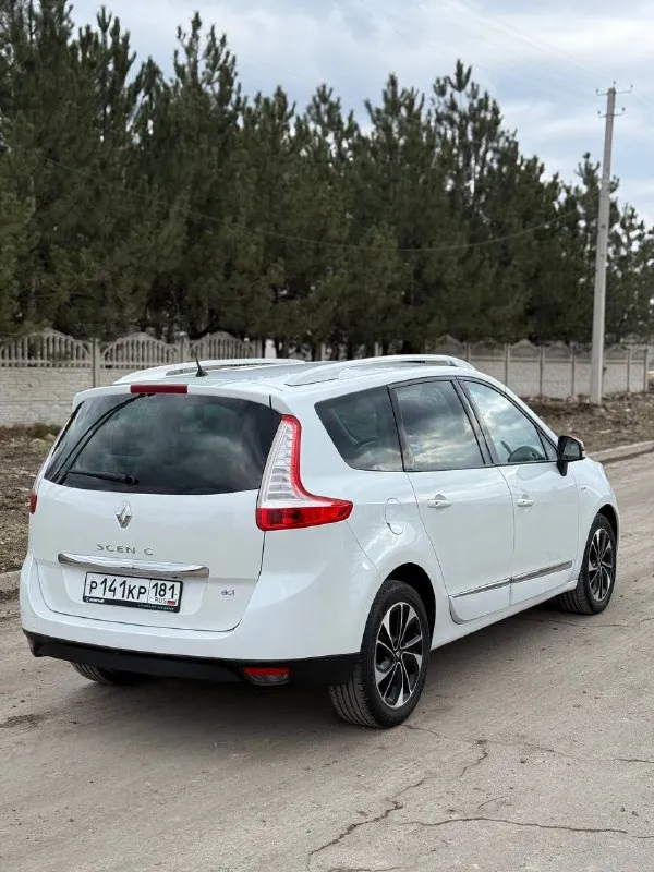 Продам renault grand scenic 2015 года в идеальном состоянии 1.5 , автомат, с родным пробегом 188000 км, я собственник, самая полная комплектация bose, есть все! готов на любые проверки! доп информация по телефону! луганск +79591646166 возможен обмен цена 1160000 руб 📞 звоните: +7(959)1646166 - фотография - 4