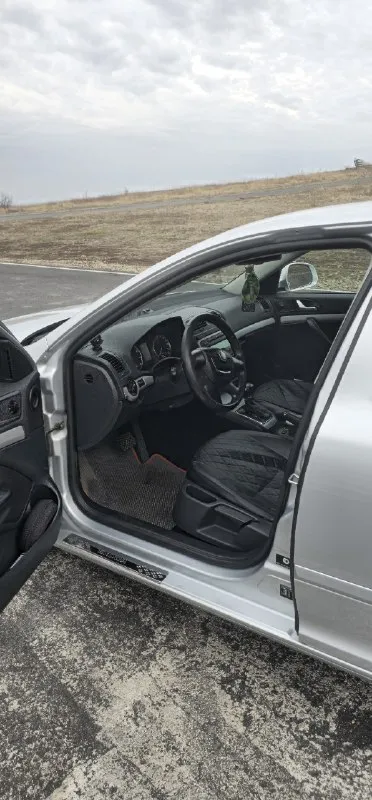 Skoda octavia a5 1.8 tsi, 6ст. aisin. 2012 год, 800000 руб. + тогр. +79491268234 📞 звоните: +7(949)1268234 - фотография - 6