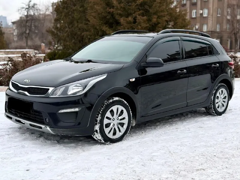 Продам kia rio x-line 2020г двигатель 1,6 126000т пробега родного двигатель 1,6 бензин 6ти ступенчатый авто в идеальном состоянии весь в родном окрасе, без единого дтп, двигатель работает без единого постороннего звука, масла и фильтра поменяны, все обслужено. 2х зонный кл. контроль мульти руль 4эл. стеклоподъемника эл. регулировка зеркал подогрев лобового, сидений, подогрев руля, сигнализация с авто запуском 2 ключа, все сервисные книжки на руках, заводская музыка 6 калинок все остекления родное, авто в достойном состоянии готов на любые проверки. любой вид переоформление. техосмотр пройден, галчевск цена 1м390000₽ тел +7(959)015-25-18 +7(959)504-58-33также к номерам привязаны telegram whatsapp 📞 звоните: +7(959)0152518 - фотография - 5