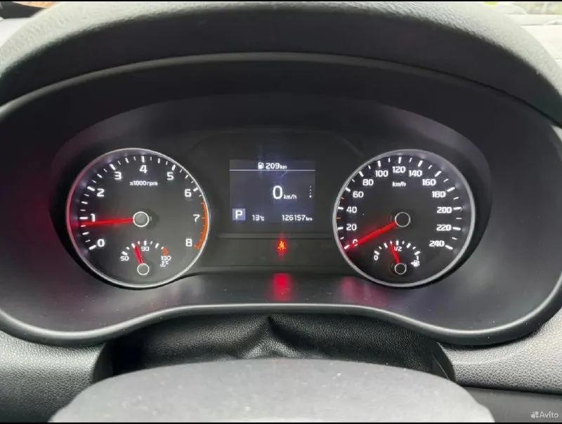 🏎️ kia sportage iv рестайлинг 2.0 at 🗓️год выпуска: 2021 (181регион) автомобиль в идеальном состояние (не крашеный) без дтп с родным пробегом 126000км подтверждённый автотекой!авто официал! не пригон! покупалась в автосалоне, 1 хозяин по птс! полностью обслужена! стекла все заводские два ключа! резина зима и лето! комплектация предмаксимальная : сигнализация камера заднего вида датчик света датчик дождя парктроники сенсорный дисплей (carplay, android auto) произведена вибро и шумо изоляция автомобиля подогрев всех сидений электропривод зеркал климат-контроль 2-х зонный подогрев руля авто полностью обслужено ! состояние нового авто! любые проверки! г. алчевск 💰цена-2.300₽!💰 все вопросы по тел 📲+79592201888 или в лс! хорошему и доброму покупателю торг 📞 звоните: +7(959)2201888 - фотография - 10