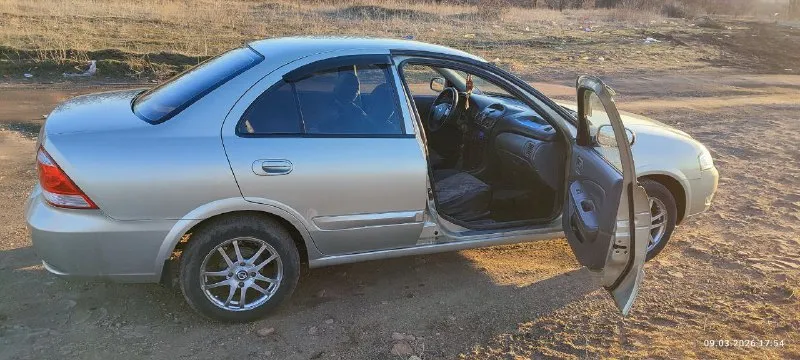 Продам almera classic год выпуска: 2007 объем:1.6 коробка: механика пробег 215000 км оригинал по кузову ржавчины нет нигде салон ухоженный мотор коробка отлично юридически чистая два комплекта резины!!! цена авто 560 000р. +79498501007 📞 звоните: +7(949)8501007 - фотография - 5