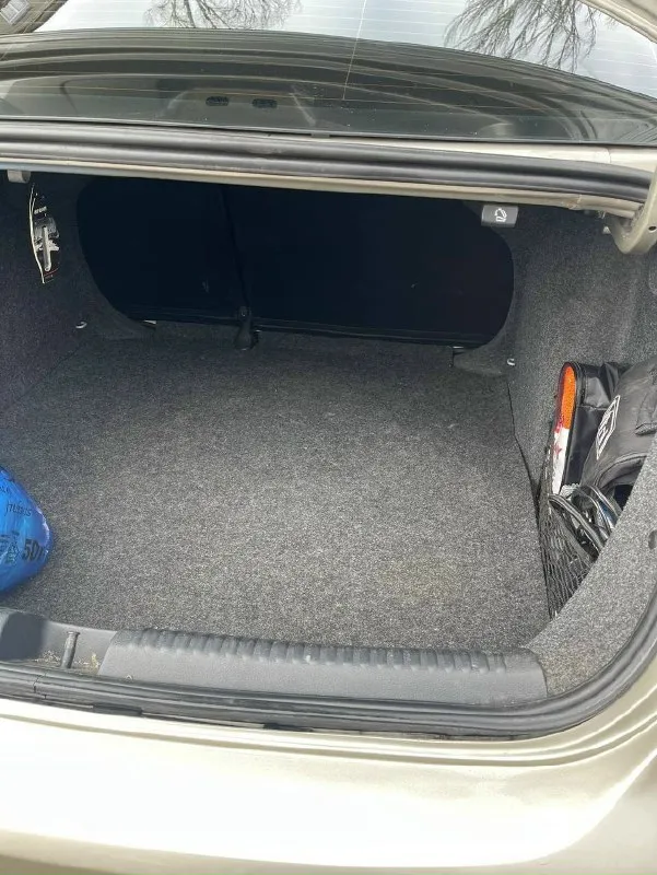 Продам volkswagen jetta vi 2012 года. (эксплуатация с ноября 2013 года). объем двигателя 1.6. пробег-239тыс. кпп обычный автомат aisin, переключает без рывков и пинков. авто обслужен, сел и поехал. комплектация максимальная (двухзонный климат, подогревы передних сидений, музыка, мультируль, камера заднего вида, парктроники). собственник, 2 ключа, гаражное хранение. 2 комплекта новой резины. цена 1.150 млн. осмотр г. макеевка. +79490926124 📞 звоните: +7(949)0926124 - фотография - 5