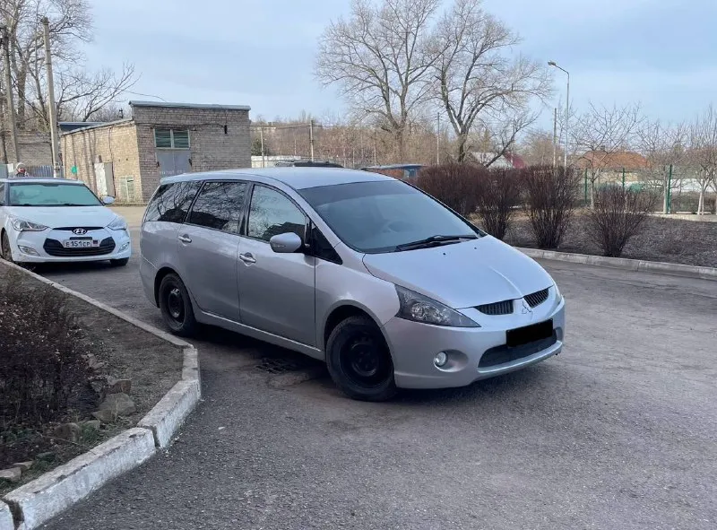 Продам mitsubishi grandis, 2.4at, 2004 г. авто на уверeнном xоду, возит меня каждый день. очень наде... - фотография