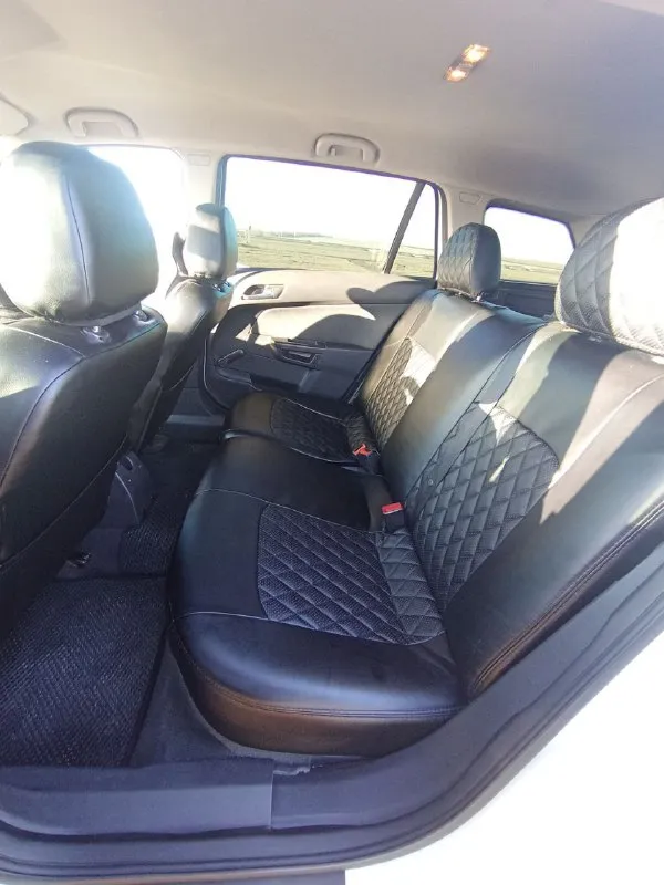 Продам машину opel astra h, 1.7 cdti 2007 года пробег 196 т. механическая коробка передач, 5-ти ступенчатая кондиционер был кап. ремонт двигателя и турбины на 174 т. заменены фары, стоит хороший свет. отшит egr, прошита на 1 stage заменены задние супорта и тормозные диски в круг ходовая часть без нареканий салон ухоженный, в машине не курили. из нюансов имеются сколы на капоте и прежним хозяином замята задняя дверь не критично! цена 670 уместен разумный торг! за дополнительной информацией писать в личку или по номеру телефона +79497150263 г. мариуполь - фотография - 8