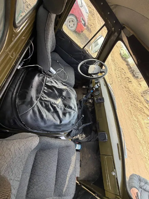 !!!продам буханку с хранения 1000 км пробег!!! ‼️ срочно ‼️ все патрубки новые гайки винтики все на месте новый тент, передачи включаются не гудят не хрустят не выбивают, машина в идеале ! документы все на руках! ‼️цена: 350 без торга, пока продают интересующий патриот ‼️ нахожусь в городе новоазовск можем доставить куда угодно доедет куда угодно и где угодно!) по вопросам в личку или по номеру +79490796300 📞 звоните: +7(949)0796300 - фотография - 5