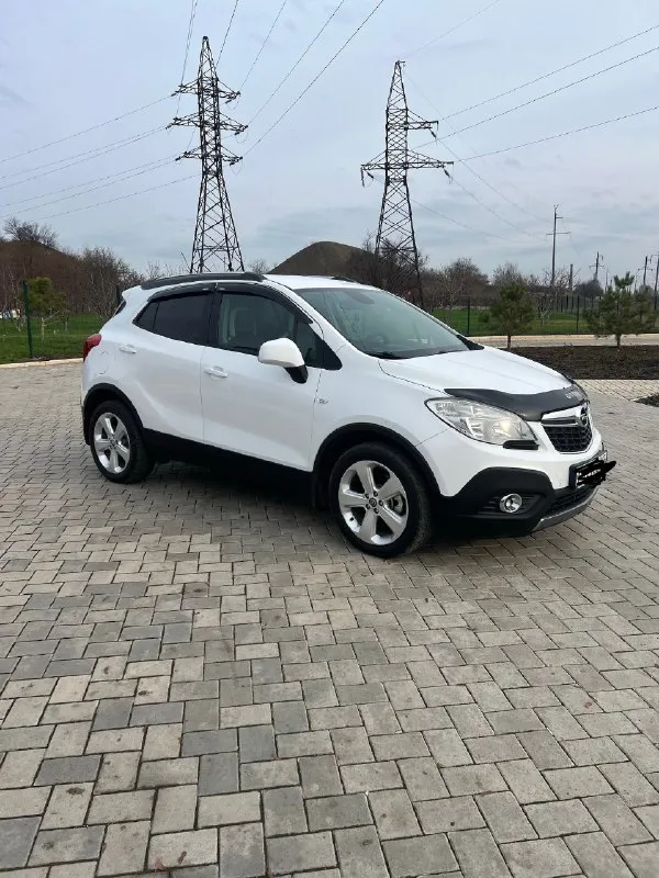 Продам opel mokka 2013 в супер состоянии!! дно идеальное, все болтики как новые! всего два хозяина!... - фотография