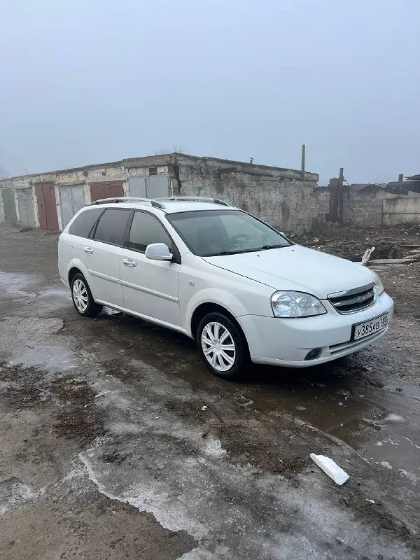 Продам chevrolet lacetti универсал 2011 г.1.6 бензин на механике, машинка не требует вложений! сел и поехал. стоимость за наличный расчет 500 000₽ на обмен цена другая ( как и у всех) продажа обмен с вашей доплатой skoda octavia а5 2008 1,6 на автомате ( айсин коробка ) кузов без рыжиков на новой зимней резине на 17 дисках, стекла все родные с вин номером на стеклах кроме лобового, вложений не требует. стоимость 750 000₽ продажа, обмен. по вопросам в личку или по телефону. телефон для связи +7(949)5951987 оксана +7(949)5738657 сергей +79250021931 телеграмм воцап машина находится мариуполь левый берег роддом 📲 tg: @sergeialeksanbrov 📞 звоните: +7(949)5951987 - фотография - 5