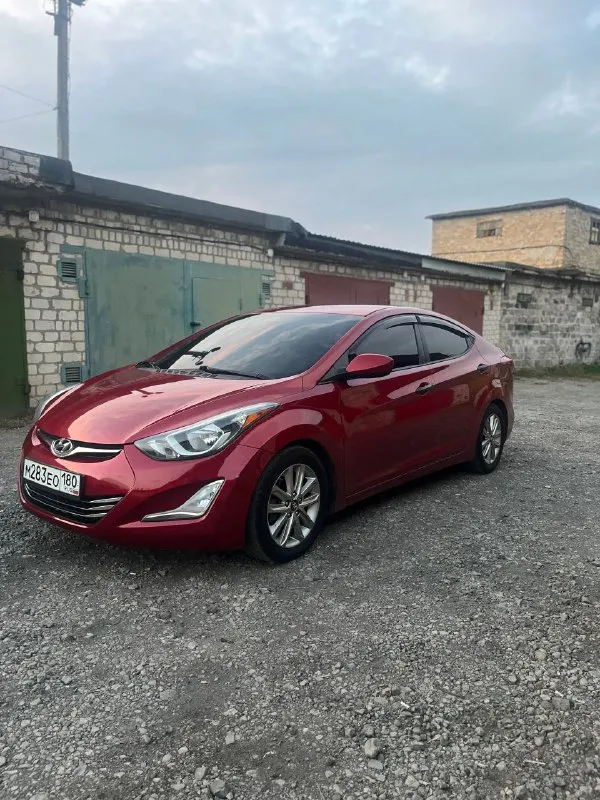 Продам hyundai elantra 2014 года выпуска, с цепным мотором 1.8 (150 л. с)! коробка передач автоматическая(6 передач), с возможностью переключения ручным режимом! птс оригинал, один хозяин! пробег 60 тысяч миль! машина полностью обслужена!вложений никаких не требует! 2 комплекта резины, ковриков! для комфортной езды есть абсолютно всё! все подробности по телефону: +79490592318 цена данного автомобиля: 1 🍋250 без торга! осмотр г. горловка! - фотография - 2