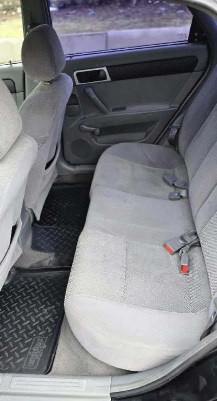 Продам. красивый, надежный, вместительный chevrolet lacetti. год выпуска 2008 пробег 217000 км. любые проверки с вашей стороны приветствуются мкпп 5-ступенчатая мотор 1.6 механика. г. донецк. тел. +79495362484 +79494491943. если не дозвонились, на этом номере есть telegram. авто в хорошем. состояние как внешнее, так и техническое без гнили, коррозии и ржавчины. остекление заводское, в дтп не участвовала, все швы и герметики заводские. техническое состояние без нареканий. подвеска отрабатывает мягко и комфортно мотор работает как швейцарские часы. салон целый чистый и опрятный комплектация: полный электропакет. кондиционер (холодит как сумасшедший), abs, srs airbag гидроусилитель руля электроподъемники стёкол электрозеркала с подогревом противотуманки корректор фар центральный замок сигнализацыя sheriff г. донецк цена торг - фотография - 8