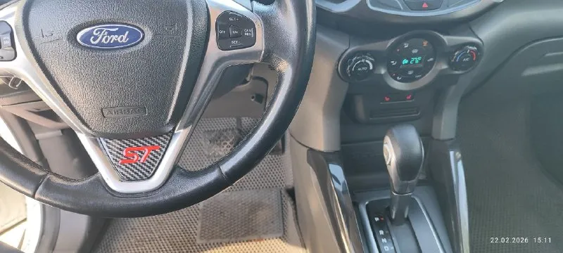 Ford ecosport 2014г. комплектация titanium. 1.6л (140л. с. ) автоматическая трансмиссия, сигналка с автозапуском через космос, бесключевой доступ, старт-стоп, андроид магнитола, мультируль, круиз, кожаные сиденья, подогрев, климат контроль, оптика (15т. р. ), свет бомба, подвеска отлично! коробка отлично! двигатель отлично! отличный кроссовер, компактный и маневренный. делать ничего не надо, масла свежие, новые иридиевые свечи, запускается с пол оборота. цена 9оо. ооо. осмотр в енакиево. +79494628921 📲 tg: @eavtospros 📞 звоните: +7(949)4628921 - фотография - 9