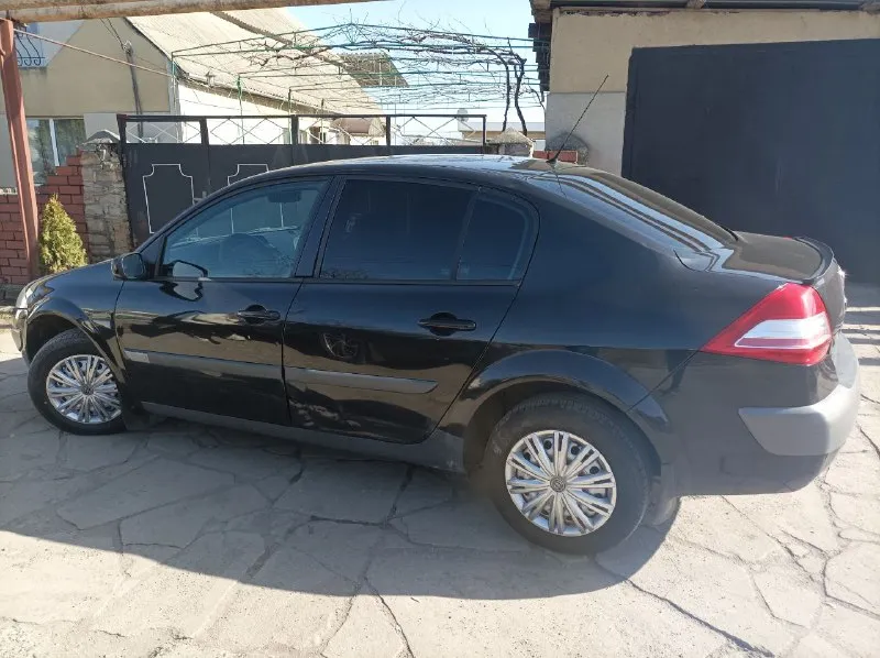 Продам рено меган 2006г, пробег 292 т. техосмотр пройдено. цена 370 т. р номер телефона +79493139389 - фотография - 4