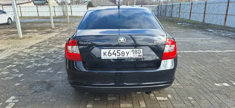 Продам skoda рапид 1.6 турбодизель,105 л. с. , декабрь 2013 г, один владелец, куплена в официальном салоне в донецке 2014г. пробег родной 140000км. автомобиль полностью обслужен, все то только на официальном сто. цена 1150000р, +79493452335.осмотр по договоренности г. донецк 📞 звоните: +7(949)3452335 - фотография - 3
