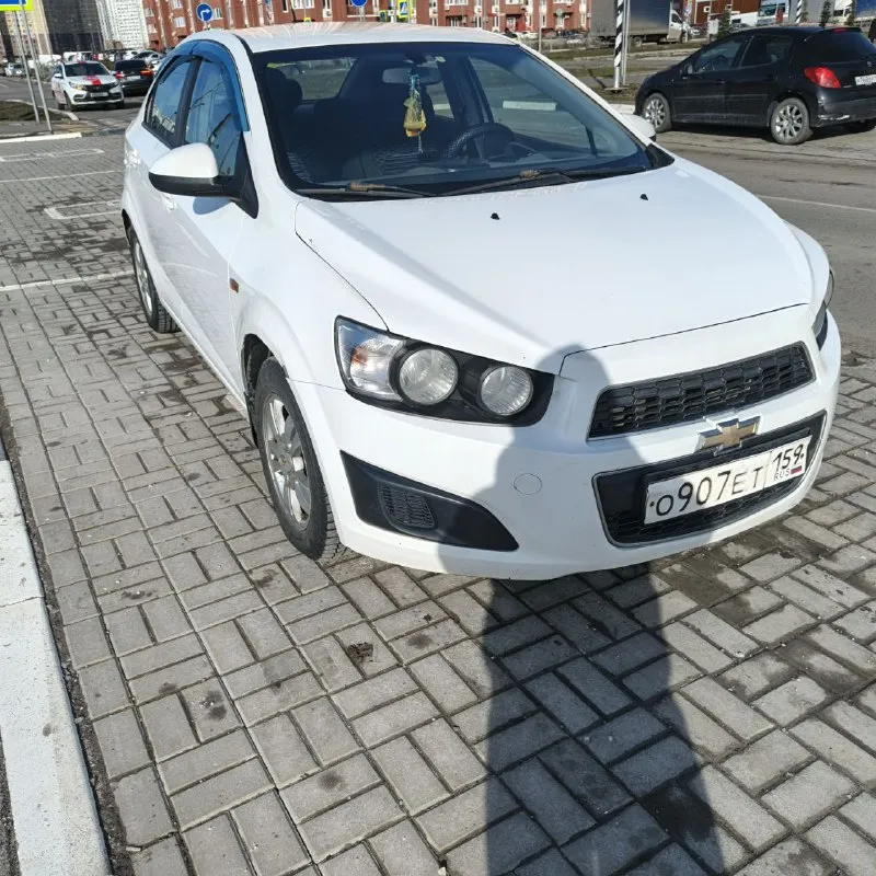 Шевролет авео (т300). 2012г мотор 1.6 бензин, механика 5-ти ступка! пробег родной 253т км. по автотеке одно лёгкое дтп, крашенные только капот, и два передних крыла ( правое и левое) без шпаклёвки!! расчёт ремонтных работ на 30т. все остальное в родной краске!! есть мелкие нюансы по кузову, по лкп! нечего критичного нет, кузов оцинкованный!! автомобиль полностью обслужен! ходовая полностью сделана! масло в моторе поменяно!с документами всё хорошо !!свет сделан очень яркий! хорошие яркие led-дампы вставлены в ближний свет!! хорошие яркие туманки!!на все вопросы отвечу по телефону, пишите или звоните !! донецк цена: 560т. торг уместен +79515230277- телеграмм. макс - фотография - 2