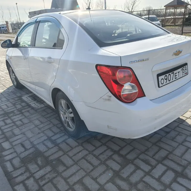 Шевролет авео (т300). 2012г мотор 1.6 бензин, механика 5-ти ступка! пробег родной 253т км. по автотеке одно лёгкое дтп, крашенные только капот, и два передних крыла ( правое и левое) без шпаклёвки!! расчёт ремонтных работ на 30т. все остальное в родной краске!! есть мелкие нюансы по кузову, по лкп! нечего критичного нет, кузов оцинкованный!! автомобиль полностью обслужен! ходовая полностью сделана! масло в моторе поменяно!с документами всё хорошо !!свет сделан очень яркий! хорошие яркие led-дампы вставлены в ближний свет!! хорошие яркие туманки!!на все вопросы отвечу по телефону, пишите или звоните !! донецк цена: 560т. торг уместен +79515230277- телеграмм. макс - фотография - 4