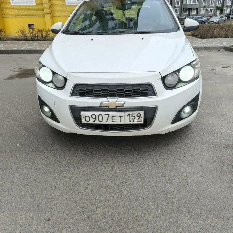 Шевролет авео (т300). 2012г мотор 1.6 бензин, механика 5-ти ступка! пробег родной 253т км. по автотеке одно лёгкое дтп, крашенные только капот, и два передних крыла ( правое и левое) без шпаклёвки!! расчёт ремонтных работ на 30т. все остальное в родной краске!! есть мелкие нюансы по кузову, по лкп! нечего критичного нет, кузов оцинкованный!! автомобиль полностью обслужен! ходовая полностью сделана! масло в моторе поменяно!с документами всё хорошо !!свет сделан очень яркий! хорошие яркие led-дампы вставлены в ближний свет!! хорошие яркие туманки!!на все вопросы отвечу по телефону, пишите или звоните !! донецк цена: 560т. торг уместен +79515230277- телеграмм. макс - фотография - 9