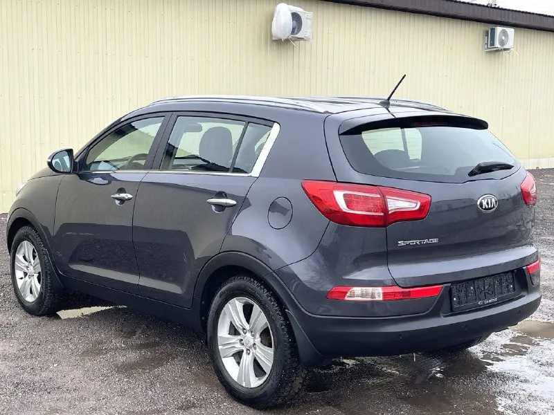 🔥 kia sportage🔥 в шикарном состоянии! ✅без дтп! ✅одна крашенная деталь( передняя правая дверь! ✅год выпуска 2013 ✅ 2.0 ✅бензиновый (атмосферный) ✅коробка автомат 6 ступка ✅пробег 208 тыс. км. ✅автотека зелёная ✅двигатель работает превосходно без постор. .. ss="emoji" style="background-image:url('//telegram. org/img/emoji/40/e29c85.png')">✅разъемы под aux usb ✅разъем 12v ✅монитор планшет ✅камера заднего вида ✅парктроник ✅литые диски r17 ✅тех осмотр пройден, готов к регистрации в мрэо ✅ торг на полный бак топлива ✅донецк. 🔥новая стоимость 1.295.000₽🔥 тел. +7949-50-800-60 📞 звоните: +7(949)5080060 - фотография - 3