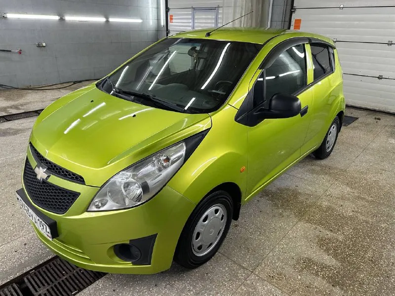 Продам chevrolet spark 2012 г. ✅ пробег 123 000 км. оригинал!✅ мотор 1.0 автомат айсин !✅ цена 650 000₽торг. ✅ автомобиль в хорошем состоянии, двигатель, коробка передач, ходовая часть, работает на 5+ есть кондиционер, установлена камера заднего вида, парктроники, сигнализация с автозапуск, два ключа виталий +79493570671 г. донецк - фотография - 3