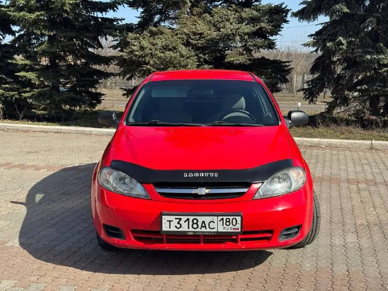 Продам chevrolet lacetti. объем двигателя 1.4. пробег 180.000км. бензин и газ евро 4. машина в отличном состоянии. 2008год. передние стеклоподъемники. отличная музыка. вложений не требует. цена 390.000р. с переоформлением. осмотр город донецк. все подробности по телефону +79493820834. - фотография - 7