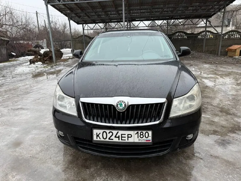 Продается шкода а5 2012 года. двигатель бензин 1.6 пробег 195.000 хорошая комплектация: - подогрев п... - фотография