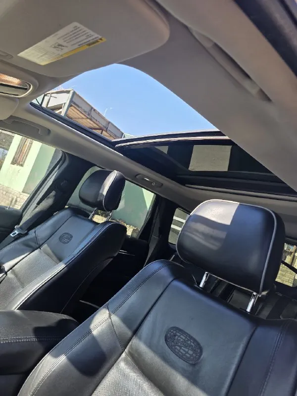 Jeep grand cherokee 2012 г. в. 3.6 бензин полный привод пневма подвеска максимальная комплектация 196.300 км по технической части все хорошо присутствуют незначительные нюансы по кузову, но на сколько мне известно, автомобиль в родной краске по всем вопросам звоните по телефону +79493231043 или в телеграм осмотр в донецке цена 1.850.000 📞 звоните: +7(949)3231043 - фотография - 8