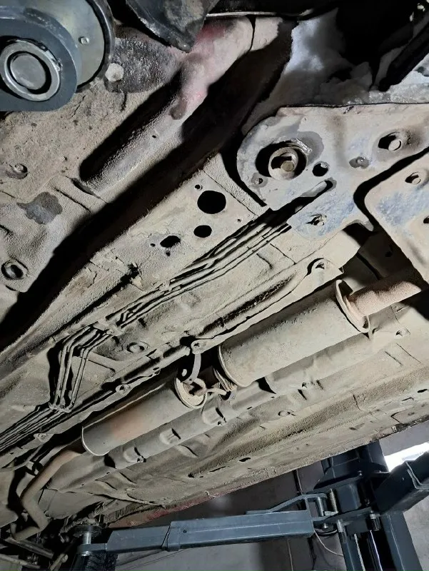 Chevrolet лачетти 2007 год, 1.8 акпп 122 лс максимальная комплектация. машина полностью обслужена вся ходовая, не гремит не стучит. .. все жидкости масла, фильтра, грм помпа ролики. откапиталено акпп новая рулевая рейка. заменена прокладка гбц. масло съёмные колпачки, новый гур и еще много мелочей. в машину вложено много сил, и средств. есть моменты по л. к. п на езду не влияет. я собственник, машиной владею 2 года, без штрафов и запретов, продажа с переоформления. все остальные вопросы по цена - 540 000 владимир +7 949 584 57 82 📞 звоните: +7(949)5845782 - фотография - 7