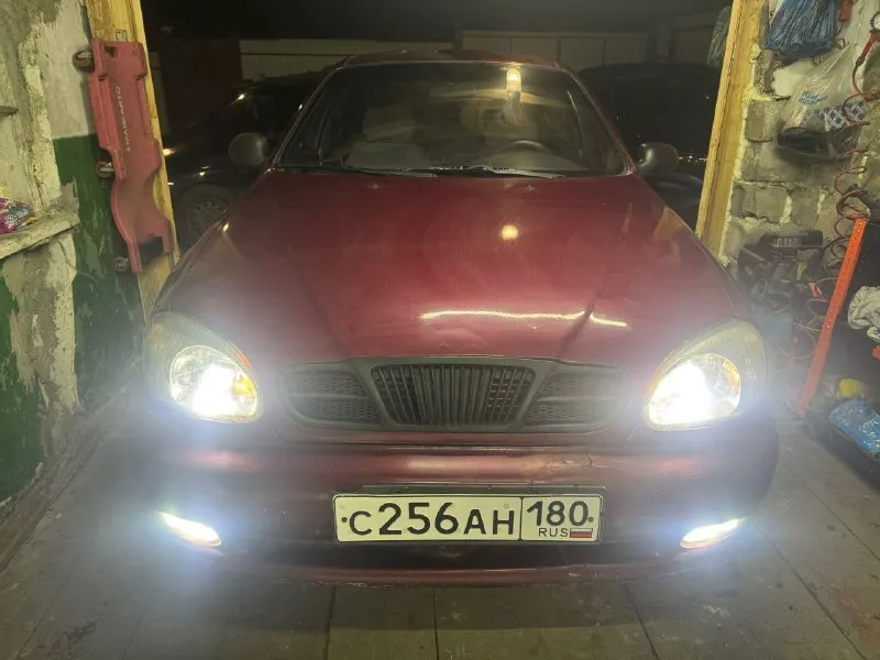 Продам ланос 1,5. 2005года. кузов в отличном состоянии варить, красить ничего не надо. бардюры, ланж... - фотография