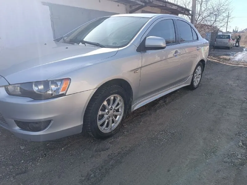 Цена снижена ⭐⭐💥💥срочная продажа 🔥🔥🔥🔥🔥продам mitsubishi lancer 2010!!! автомат, объём 1.5 !! пробег183 ! продаю автомобиль в хорошем состоянии. двигатель работает ровно, коробка не пинает, ходовая не стучит не гремит. остальные вопросы по телефону +79493293320 + 79493284110 летняя резина в подарок ! я хозяин цена 700000 - фотография - 3
