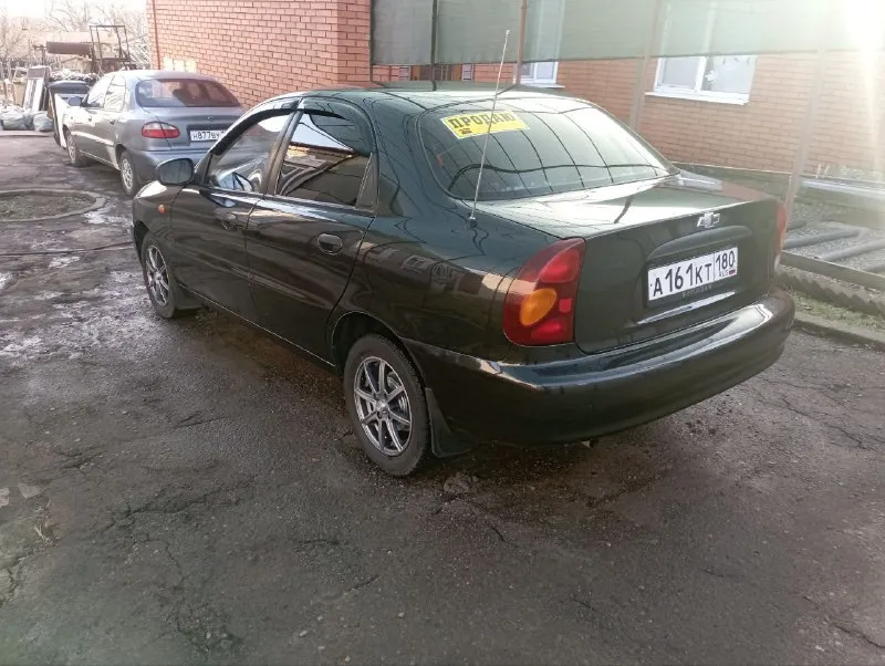 Продаю личный автомобиль в отличном состоянии. chevrolet lanos, 2006 года. пробег 133 000км. имеется гидроусилитель руля, стеклоподъемники, зимняя резина в комплекте. место осмотра-мариуполь. цена 360 000руб. +79496219310 александр. - фотография - 4