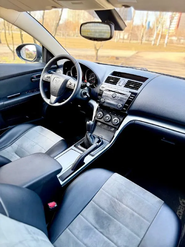 🇯🇵 mazda 6 💰цена: 980 000р 🏢город: мариуполь 📅год выпуска: 2011 🧾пробег: 169 260 км. ⚙️двигатель: 2.0 ⛽топливо: бензин ⚙️кпп: механика 6 ст. 📞телефон: +7-989-263-55-56 +7-949-727-41-51 +7-949-551-91-52 💾 описание: ✅ отличное состояние ✅ местный автомобиль ✅ заводская краска 100% ✅ шикарная комплектация 🛞 новая летная резина 🔧 после большого то улица шевченко 2️⃣6️⃣9️⃣ ➕автомобиль с пройденным техническим осмотром и готов к переоформлению. 🏦 возможна продажа в кредит по двум документам. - фотография - 7