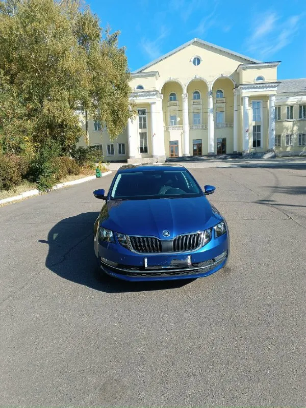 Продаю skoda ( skoda) октавия 2019 года выпуска, пробег 175000 км, двигатель 1.6 ( самый надёжный), коробка передач-автомат(айсин), климат контроль. автомобиль в собственности полтора года. причина продажи -приобретение нового автомобиля. очень надёжный и комфортный автомобиль 👍 цена-1.600000 руб. торг. вопросы по телефону +79493016390 александр 📞 звоните: +7(949)3016390 - фотография - 9