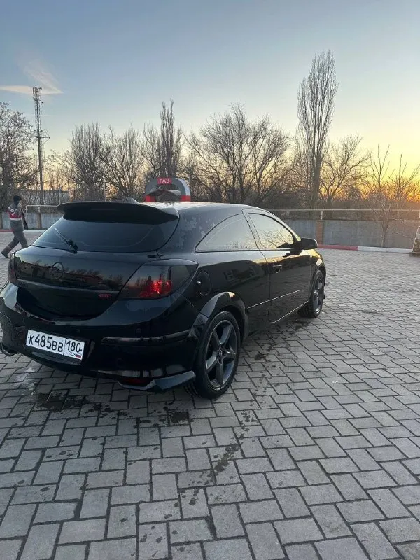 Продам, я собственник opel astra h gts 1.8at 253.000км 140л. с полноценный автомат цена: 470.000 +79490487022 донецк - фотография - 4