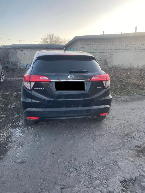 Продам honda hr-v 2020г выпуска пробег 32 тысячи км 1.8 двигатель полный привод цена 2.450.000₽ +79493378574 г. макеевка 📞 звоните: +7(949)3378574 - фотография - 5