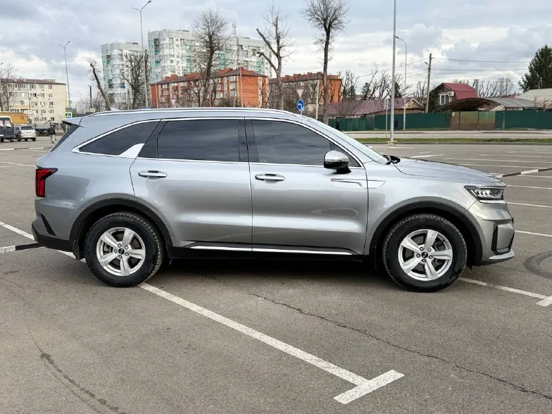 Kia sorento 2020г 2.5 объем
Пробег 175.000
Автомобиль приобретали у официального дилера
Не путайте с привозными
В отличном состоянии
Весь кузов в заводской краске
Есть по базе дтп одно передний бампер
Была маленькая вмятина (есть фото что было )
Технически автомобиль всегда обслуживали во время
Полное то прошли 1000км назад
В очень хороша комплектация

Цена:2.800.000р
Г. Краснодар
Номер для связи +79814574884
( Возможно доставка в донецк ) - фотография - 4