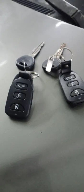 Доброго времени суток ! продам ланос 1.5 ( комплектация se комфорт, кондиционер, подушка безопасности, гур ) год выпуска 2006 г пробег 255 тыс км 1 собственник за все время. два ключа автотека зеленая ( отчет могу скинуть ) документы в порядке газ / бензин по двигателю и кпп нареканий нет по кузову есть нюансы, на езду не влияют, машине 20 лет. цена : 260000 р ( торг возле авто ) +79493155224 - фотография - 5