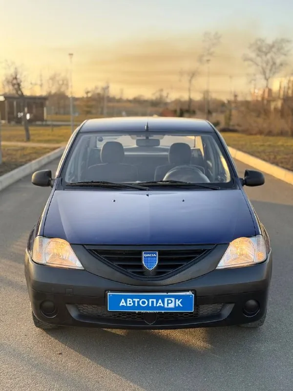 🇹🇷 dacia logan 💰цена: 350 000р 🏢город: мариуполь 📅год выпуска: 2008 🧾пробег: 153 331км. ⚙️двигатель: 1.4 ⛽топливо: бензин/ газ ⚙️кпп: механика 📞 телефон: +7-949-551-91-52 +7-949-727-41-51 +7-989-263-55-56 💾 описание: ✅ местный, не пригнанный автомобиль. один владелец с автосалона, турецкая сборка, оцинкованный кузов. ✅ гбо евро-4 с отметкой в птс. ✅ родная краска. ✅ после полного то - заменён комплект грм, приводной ремень + ролики, катушки и свечи, тех. жидкости и фильтра. техническая часть в полном порядке. ходовая мягкая, приятно едет по плохим дорогам. двигатель тянет шикарно, при не большом расходе топлива, коробка переключает идеально. магнитола pioneer, центральный замок, сигнализация, фаркоп. улица шевченко 2️⃣6️⃣9️⃣ 🏦 возможна продажа в кредит по двум документам. - фотография - 2