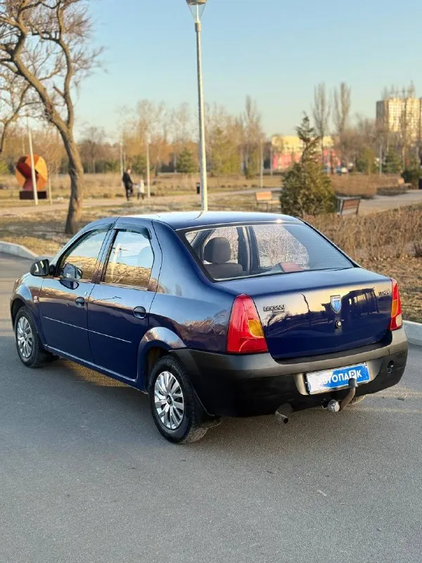 🇹🇷 dacia logan 💰цена: 350 000р 🏢город: мариуполь 📅год выпуска: 2008 🧾пробег: 153 331км. ⚙️двигатель: 1.4 ⛽топливо: бензин/ газ ⚙️кпп: механика 📞 телефон: +7-949-551-91-52 +7-949-727-41-51 +7-989-263-55-56 💾 описание: ✅ местный, не пригнанный автомобиль. один владелец с автосалона, турецкая сборка, оцинкованный кузов. ✅ гбо евро-4 с отметкой в птс. ✅ родная краска. ✅ после полного то - заменён комплект грм, приводной ремень + ролики, катушки и свечи, тех. жидкости и фильтра. техническая часть в полном порядке. ходовая мягкая, приятно едет по плохим дорогам. двигатель тянет шикарно, при не большом расходе топлива, коробка переключает идеально. магнитола pioneer, центральный замок, сигнализация, фаркоп. улица шевченко 2️⃣6️⃣9️⃣ 🏦 возможна продажа в кредит по двум документам. - фотография - 4