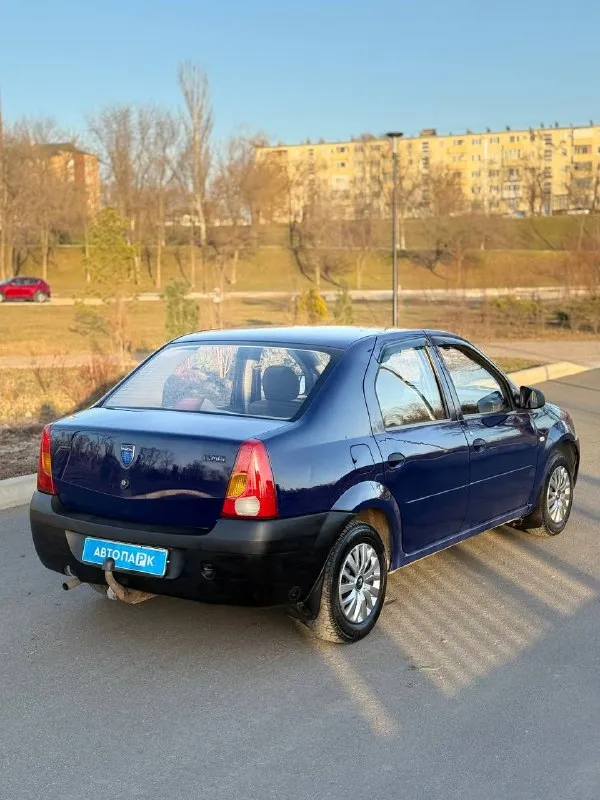 🇹🇷 dacia logan 💰цена: 350 000р 🏢город: мариуполь 📅год выпуска: 2008 🧾пробег: 153 331км. ⚙️двигатель: 1.4 ⛽топливо: бензин/ газ ⚙️кпп: механика 📞 телефон: +7-949-551-91-52 +7-949-727-41-51 +7-989-263-55-56 💾 описание: ✅ местный, не пригнанный автомобиль. один владелец с автосалона, турецкая сборка, оцинкованный кузов. ✅ гбо евро-4 с отметкой в птс. ✅ родная краска. ✅ после полного то - заменён комплект грм, приводной ремень + ролики, катушки и свечи, тех. жидкости и фильтра. техническая часть в полном порядке. ходовая мягкая, приятно едет по плохим дорогам. двигатель тянет шикарно, при не большом расходе топлива, коробка переключает идеально. магнитола pioneer, центральный замок, сигнализация, фаркоп. улица шевченко 2️⃣6️⃣9️⃣ 🏦 возможна продажа в кредит по двум документам. - фотография - 6