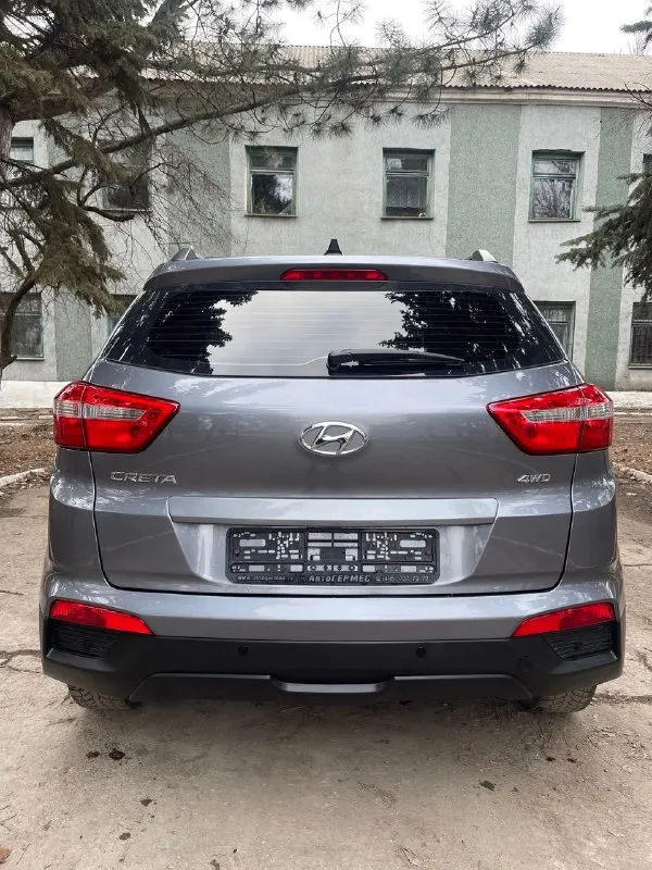Hyundai creta модельный год -2018-(середина года) владельцев -1 пробег -177000км сердце -(мотор)-1.6-работает идеально! коробка -механика-6 ст-работает идеально! привод -(полный )-подключаемый ! резина-зима (+лето ) коплектация -климат контроль, подогрев сидений-3 положения, подогрев зеркал ! подогрев руля ! фары с линзами и красивой led-подсветкой, стоят леды в круг ! адаптивный свет! задние парктроники ! видео регистратор ! стоит сигнализация- с автозапуском ! пластиковая и металическая защита двигателя ! заменены -масло в двигателе(+фильтра ) заменены задние колодки ! любые проверки -диагностика -приветствуется! коррозия и всякая нечесть -отсутствует! предоставлю информацию по телефону-(звоните ) осмотр -макеевка !донецк! цена -1,495000₽ тел :+79495936159 📞 🇷🇺 звоните: +79495936159 - фотография - 8