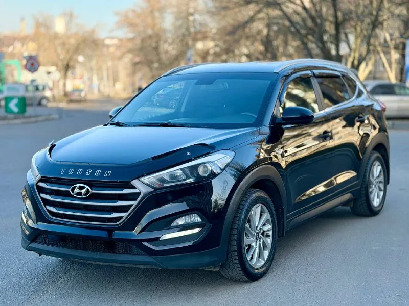 Hyundai tucson официал 2018г бензин 2.0 автомат автомобиль весь в заводском окрасе!!! в хорошем состоянии! есть все для комфортного вождения! камера заднего вида, парктроник, подогрев сидений передних и задних, подогрев руля, монитор андроид, мульти руль, круиз/контроль, климат/контроль, авто свет, датчик дождя, и многое другое… у автомобиля один собственник!!!! два ключа! диагностическая карта есть! с документами полный порядок! переоформление в мрэо! цена 1.890₽ все вопросы по тел +79494681579 - фотография - 3