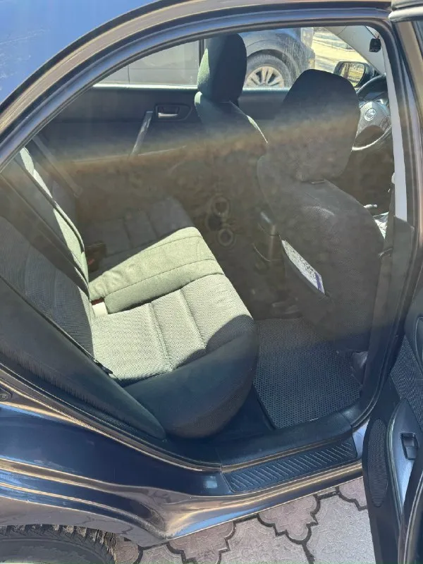 Продаю mazda 6 gg рестайлинг 2005 года. 🚘 автомобиль в отличном состоянии, без аварий и повреждений. все стекла оригинальные, vin-номер в порядке. ходовая и двигатель в норме, мотор капиталили на 240 тысячах километров, масло меняю регулярно. 🔧 двигатель 2 литра, бензин. шестиступенчатая коробка передач работает как часы. управление удобное, клиренс высокий благодаря установленным проставкам. 📏 салон просторный и удобный, багажник вместительный. новые фары с линзами и бронепленкой. 📍 осмотр возможен в донецке. цена 525 тысяч рублей, возможен небольшой торг. 📞 свяжитесь для дополнительной информации и записи на осмотр по телефону :+79494327455 📞 звоните: +7(949)4327455 - фотография - 3