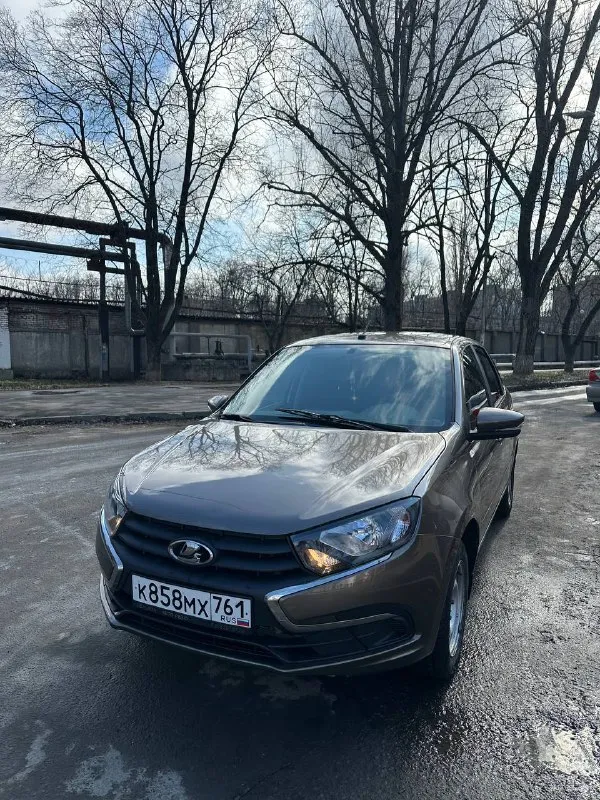 Покупалась в начале сентября, в автосалоне авто-ревю. нулевое то было на 2.850км комплектация комфор... - фотография