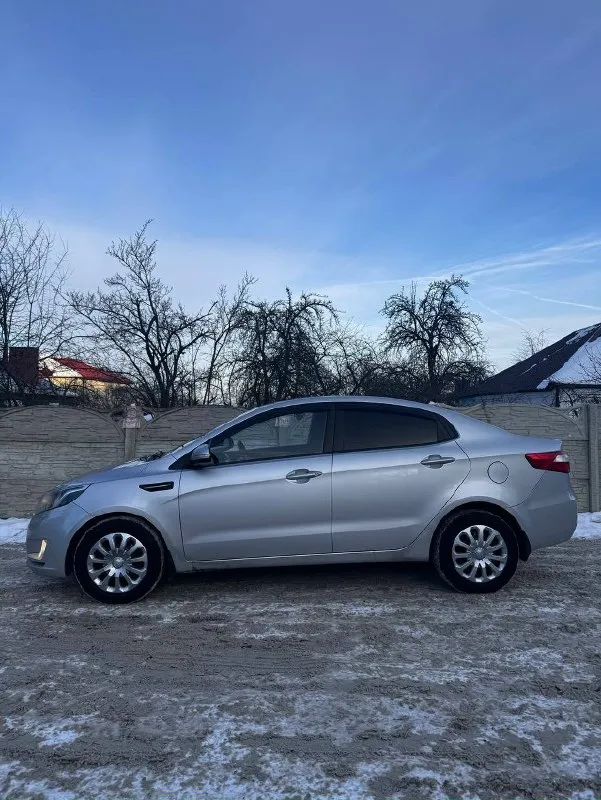 Продам 650000₽ г. Донецк днр kia рио 2011г. 240000 коробка механика двигатель 1,6 бензин продам свой автомобиль в хорошем состоянии ходовая коробка двигатель все работает идеально без каких либо нареканий. Все вопросы осмотры по телефону +7 (949) 798-18-41 обмен не интересует.
📞 Звоните: +7(949)7981841 - фотография - 2