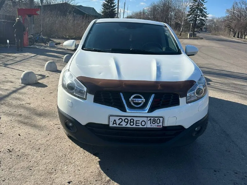 Продам qashqai 2012 г. двигатель 1.6 пробег 193 тыс. коробка - вариатор. мультимедиа не штатная климат - контроль ( двухзонный ) круиз-контроль все опции работают два комплекта колес с дисками. дно обработано кузов покрыт керамикой цена 870 тыс осмотр горловка, енакиево торг у капота связь тг @yosyp_17 +79494435417 📞 звоните: +7(949)4435417 - фотография - 2