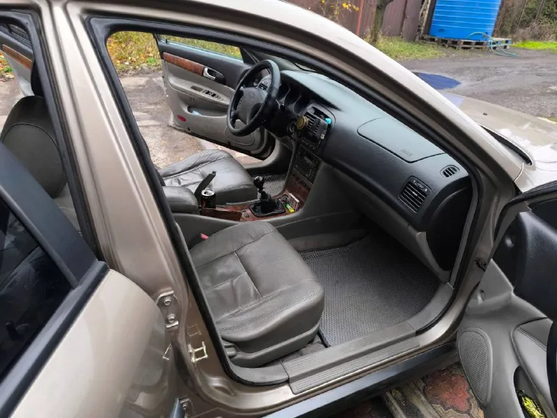 Продам от собственника chevrolet эванда год 2005 пробег 189000 объем 2,0 коробка передач механика кожаный салон круиз контроль тип кузова седан руль левый два комплекта резины !!! автомобиль полностью весь обслужен, в данный момент никаких вложений не требует цена 450т по всем вопросам обращайтесь по телефону+79495848890 игорь 📲 tg: елена казанцева 📞 звоните: +7(949)5848890 - фотография - 3