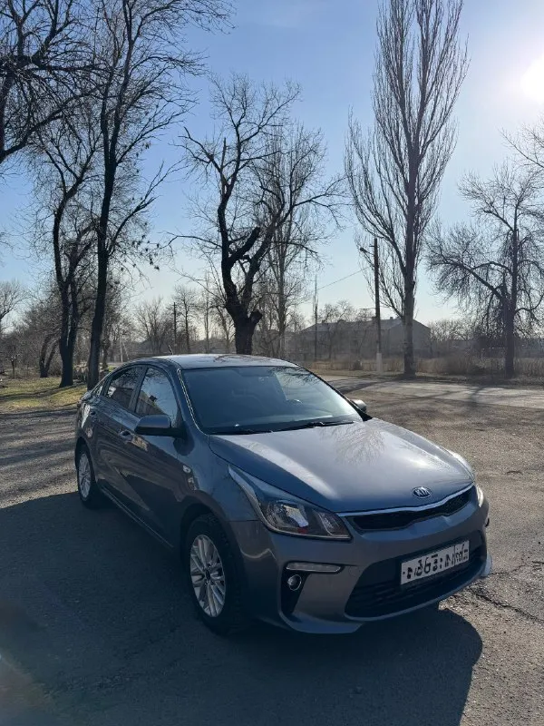 Kia rio iv 2018 года
Родной пробег 160 тысяч км
Двигатель 1.6, коробка механика
Ухоженный авто, в одной семье с момента покупки в салоне, обслуживание проходил у официального дилера
Машина не требует никаких вложений, полностью обслужена, сел и поехал
Очень хорошая комплектация (fifa 2018): расширенная мультимедиа с карплэй, камера заднего вида, парктроники, датчик давления в шинах, датчик света, климат-контроль, подогрев руля и передних сидений, мультируль
Дополнительно сделали качественную шумоизоляцию
У авто абсолютно зеленая история автотеки, в такси никогда не работала, и не использовалась в коммерческих целях
Буду присутствовать в мрэо, также пришлю видео и фото по запросу, пишите
Цена - 1 миллион 250 тысяч
Моспино, пролетарский район
Звоните +79493463931, телеграмм
📲 Tg: @knock_0
📞 Звоните: +7(949)3463931 - фотография - 1