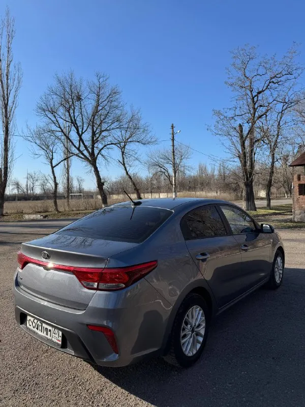 Kia rio iv 2018 года
Родной пробег 160 тысяч км
Двигатель 1.6, коробка механика
Ухоженный авто, в одной семье с момента покупки в салоне, обслуживание проходил у официального дилера
Машина не требует никаких вложений, полностью обслужена, сел и поехал
Очень хорошая комплектация (fifa 2018): расширенная мультимедиа с карплэй, камера заднего вида, парктроники, датчик давления в шинах, датчик света, климат-контроль, подогрев руля и передних сидений, мультируль
Дополнительно сделали качественную шумоизоляцию
У авто абсолютно зеленая история автотеки, в такси никогда не работала, и не использовалась в коммерческих целях
Буду присутствовать в мрэо, также пришлю видео и фото по запросу, пишите
Цена - 1 миллион 250 тысяч
Моспино, пролетарский район
Звоните +79493463931, телеграмм
📲 Tg: @knock_0
📞 Звоните: +7(949)3463931 - фотография - 6