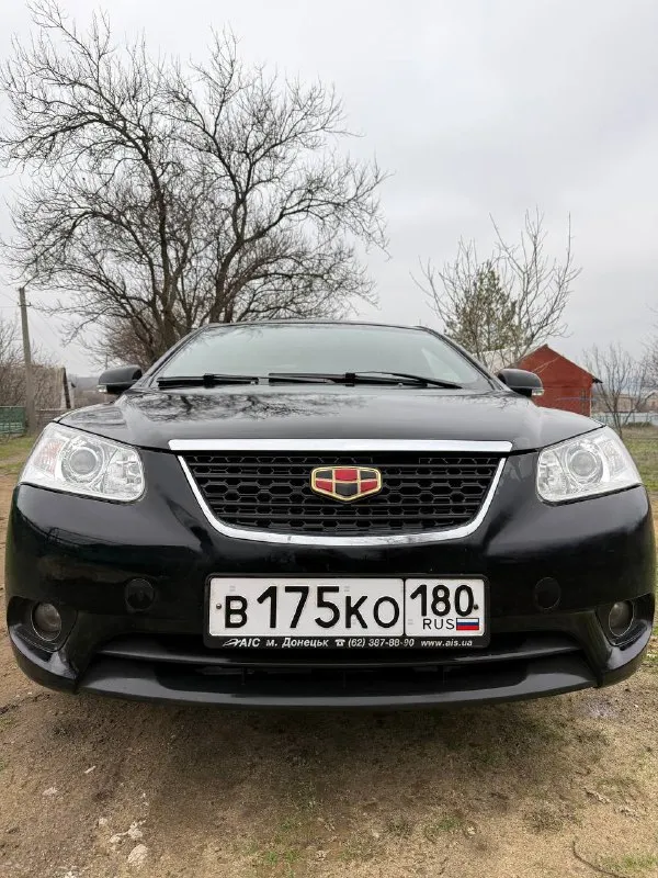 Geely emgrand ec7, 2013 года, куплен новым в салоне в 2014г. газ/бензин. пробег 40 000тыс. машина в... - фотография