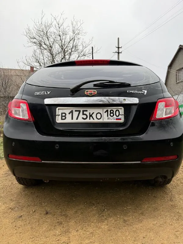 Geely emgrand ec7, 2013 года, куплен новым в салоне в 2014г. газ/бензин. пробег 40 000тыс. машина в хорошем состоянии, в одних руках с момента покупки! кондиционер работает, двигатель бодрый (масло не ест), коробка мягкая(механика), салон в хорошем состоянии, в машине не курили. гбо обслужено и настроено! центральный замок, 2 комплекта ключей, один хозяин по птс, машина местная. машина полностью обслужена. цена: 650 000р торг. сергей 7 949 423 07 11 - фотография - 5