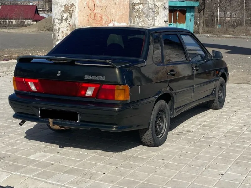 Продам lada 2115. документы полный порядок чистые без штрафов и запретов ! техосмотр в подарок автомобиль в хорошем состояние вложений не требует сел и поехал по кузову не гнилая ровненькая ! без рыжиков двигатель часики работает тянет отлично ! не дымит не троит масло от замены до замены ! дно пороги целые по стаканам лонжеронам проблем нету все целое ! по ходовой части на 5 салон чистый опрятный ! резина зима тел +79499826851 цена 215,000₽ все остальные вопросы по телефону, без торга цена указана окончательная !осмотр макеевка -донецк звонить в любое время попрошу звонить реальным покупателям без лишних и тупых вопросов возможно. пригон по договоренности. - фотография - 3